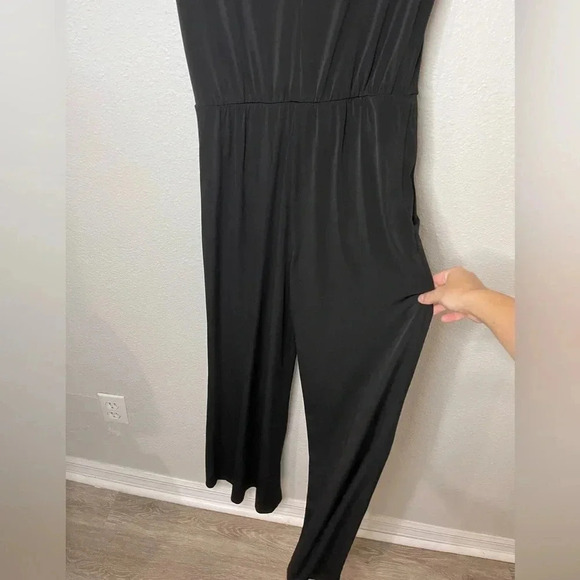 ☀️Ronni Nicole Jumpsuit - Picture 3 of 9